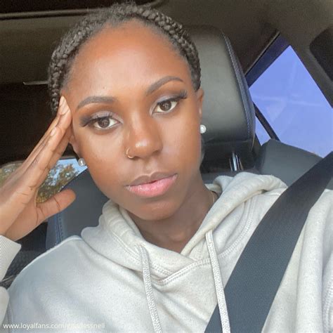 Findom Goddess mindfuck femdom Goddess Nel’s Official Social Fan Page