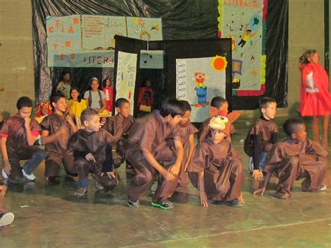 Escola Municipal Professora Carmelita Carvalho Garcia Caic