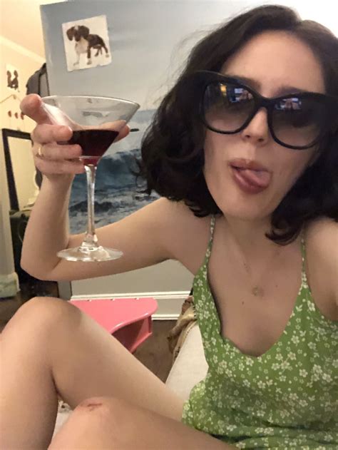 Eva Victor 04/07/2023 • CelebMafia