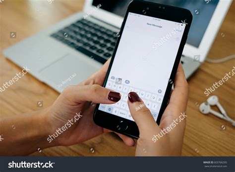 iphone text mockup images stock  vectors shutterstock