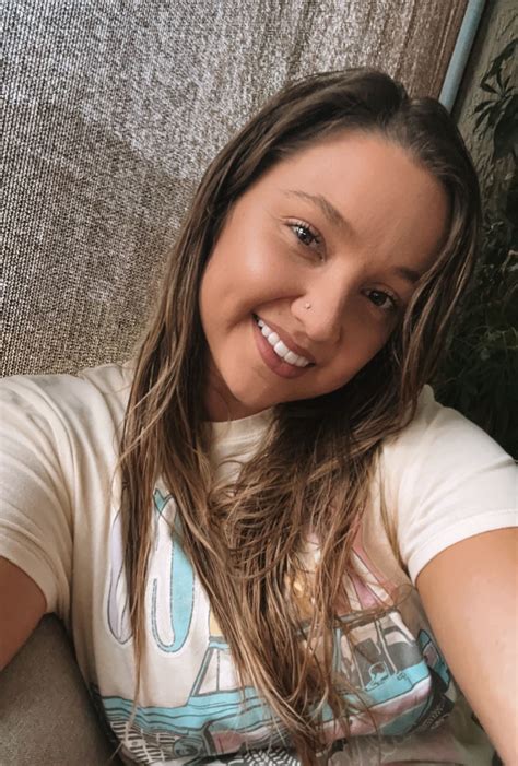 Just a girl whose smile can melt even the coldest hearts ️ | Scrolller