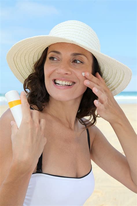 Summer Skin Health: 5 Tips from a Charlotte Chiropractor | Greater Life