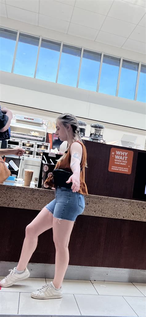 Two blonde pawgs (oc) - Short Shorts & Volleyball - Forum