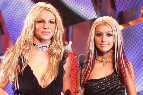 christina aguilera unfollows britney spears  body shaming