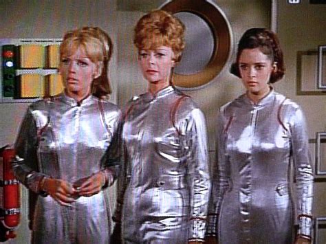 Pin on Sexy celebrities