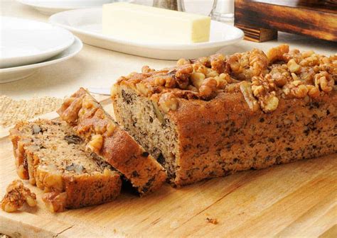 Bolo De Banana E Nozes