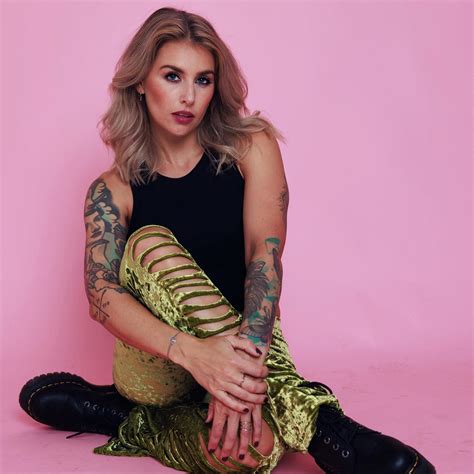 Miss Peaches l... - Miss Peaches l Youtuber & Content Creator