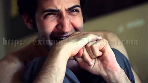 gente llorando al ritmo de super mario bros youtube