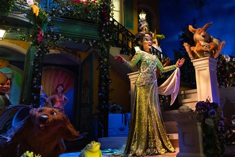 We Found the TINIEST Surprises on Tiana's Bayou Adventure — And We Love