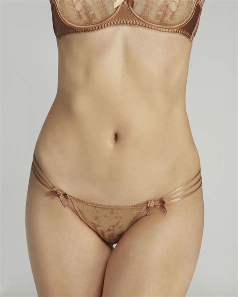 Черные классические трусы из кружева Tanya Agent Provocateur – купить ...