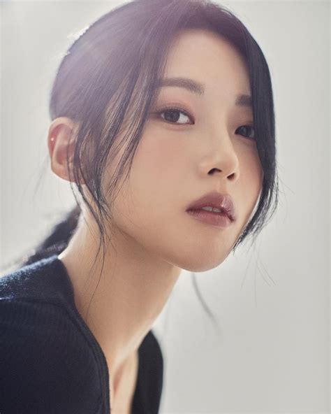 korean athlete  viral   karina visual koreaboo