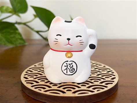 white japanese lucky cat maneki neko good fortune gift etsy