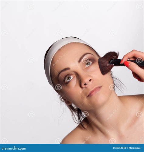 Applying Makeup To the Face Stock Photo - Image of healthy, caucasian ...
