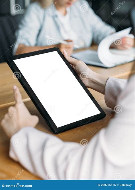 online work teenager 8