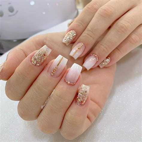 4 METHODS TO MAKE A FRENCH MANICURE ON GEL NAILS en 2020