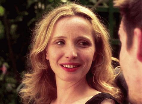Before Sunset Julie Delpy GIF - Before Sunset Julie Delpy - Discover ...