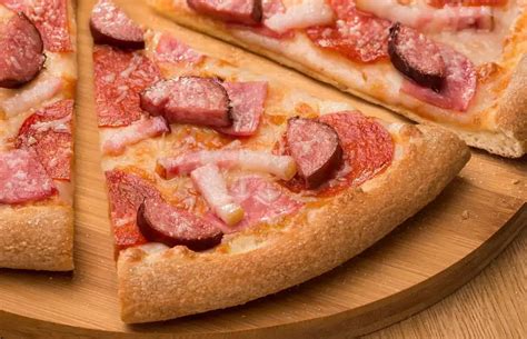 Піца у Львові ≡ замовити піцу у Львові з доставкою додому | Domino's Pizza