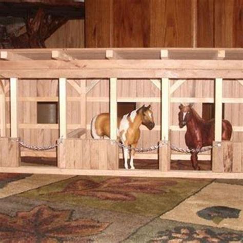 How do you make a small horse stable? - DIY Seattle
