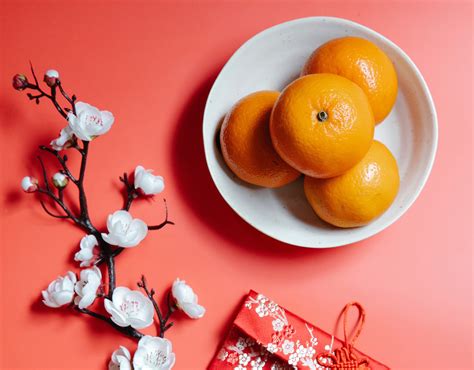 heres  real reason  mandarin oranges     symbol