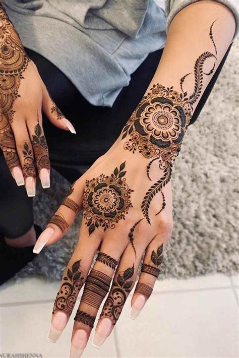 how long to henna tattoos last