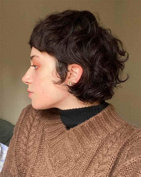 22 Jaw-Length Shag Haircuts to Prove You Can Pull-Off a Shorter Shag
