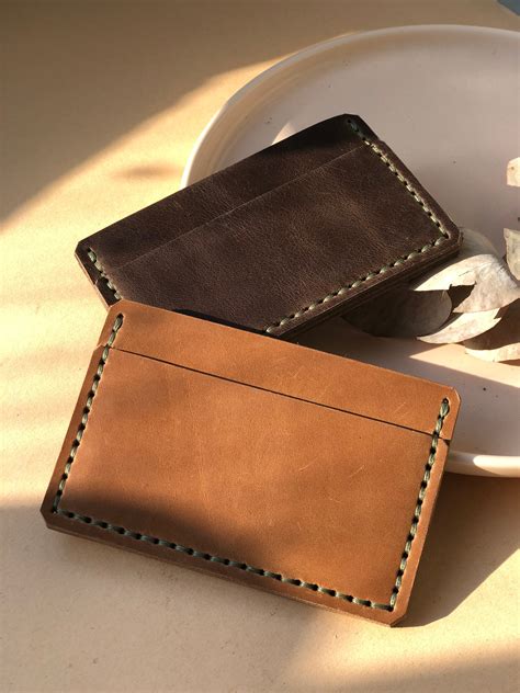 Best Men's Slim Leather Wallets at Alonzo Caraway blog