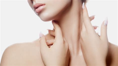 Neck Skin Tightening Methods | Alma Lasers