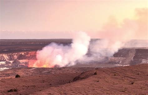 beautiful  famous volcanoes   world magazine ponant