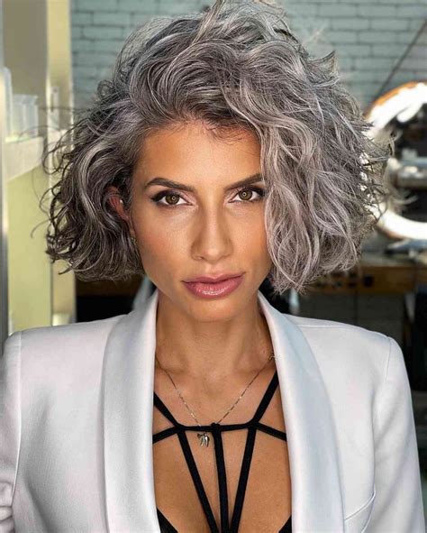 Corte De Cabelo 40 Anos - 70 cortes de cabelo curtos para mulheres com mais de 40 anos para ...