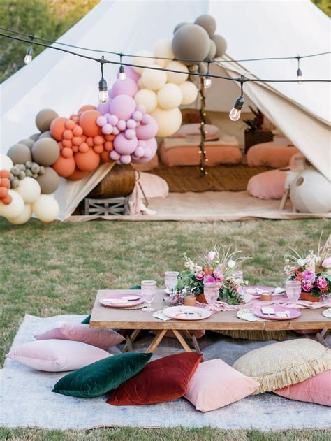 11 Chic Birthday Party Decorating Ideas for Adults