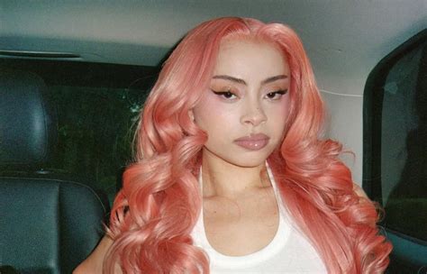 “She’s not appropriate for kids”- Internet debates over Ice Spice’s The