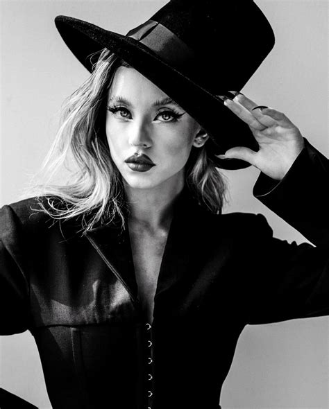 Sydney Sweeney Hot Big Boobs - Hot Celebs Home