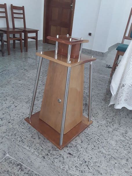 O Que É Gazofilácio - Gazofilácio de madeira para igrejas e capelas | Igreja, Púlpito, Igreja ...