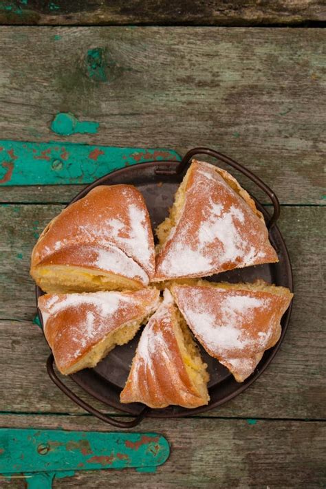 Ukrainian Palyanitsa Cut into Portions Stock Photo - Image of flour ...