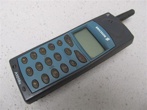 Ericsson A1018s - starý sbírkový telefon mobil - Ericsson | Aukro