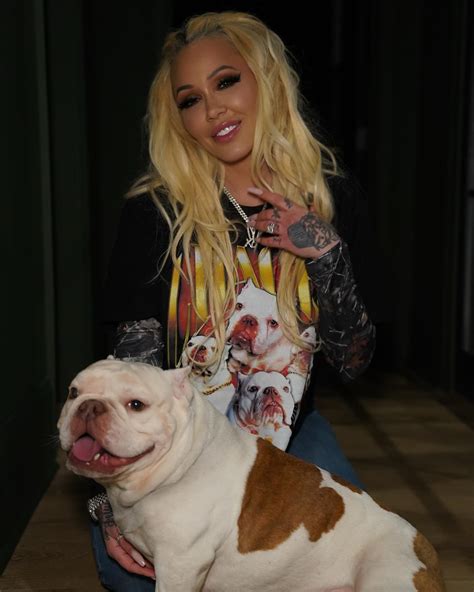 Bunnie Xo. | Chachi wants to be your Valentine 💝 🐶 Chachi merch is here