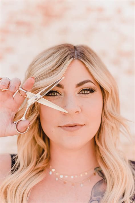 10 Hair stylist photoshoot ideas | branding photoshoot inspiration ...