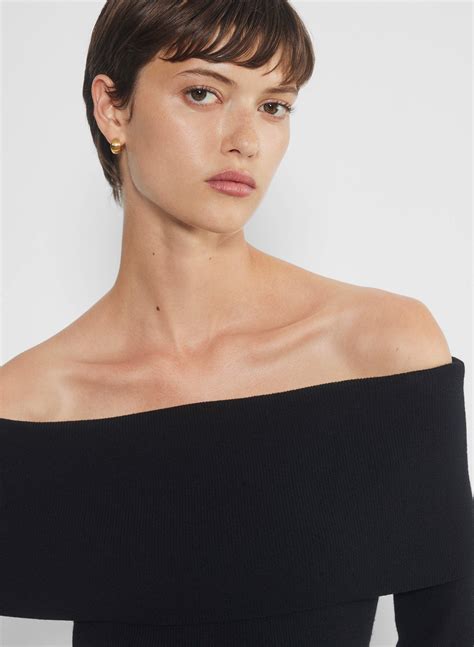 Nola Sweater | Aritzia US