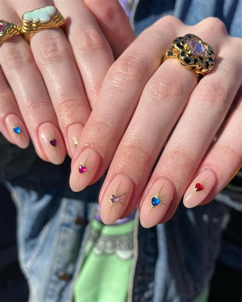 20 Best Short Summer Nails to Inspire You