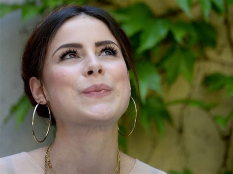 Heißes Bikini-Foto: So sexy sonnt sich Lena Meyer-Landrut - VOL.AT
