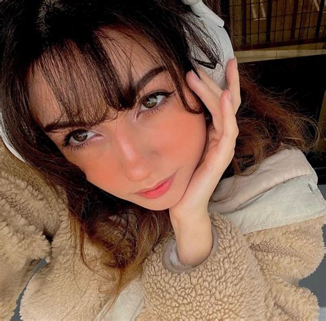 bonnie streamer awards  instagram