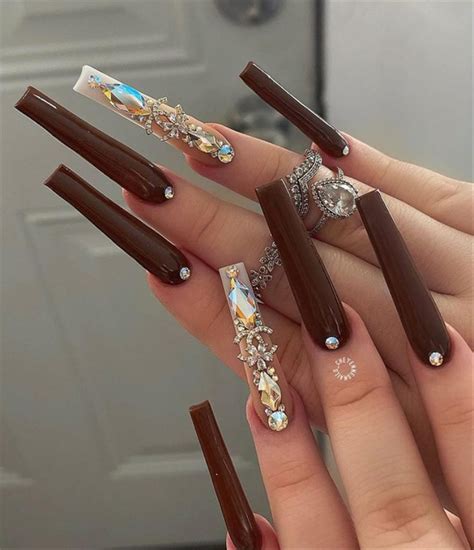 60+ Cool Brown nail design art for Fall & Winter nails - Page 43 of 55 - Lilyart