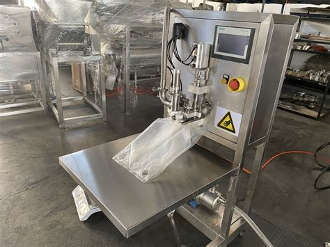 high cost performance  aseptic bib filling machine  ll