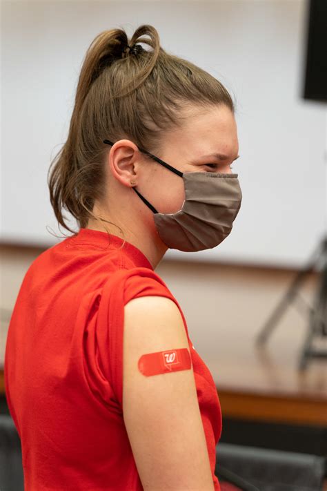 Jenna Riley's Instagram, Twitter & Facebook on IDCrawl