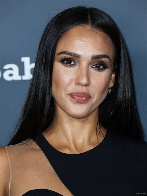 Jessica Alba : r/celebritymilfs