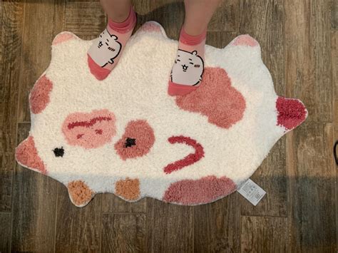 Strawberry Cow Rug – Shopzoki