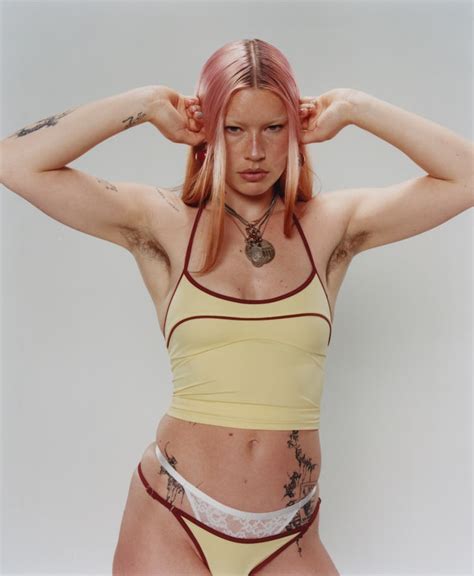 Wet Leg’s Rhian Teasdale On ‘Moisturizer’ Album & Harry Styles Tour