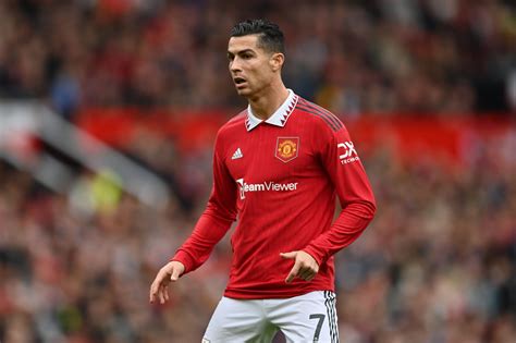 Man Utd: 'Positive news' in hunt for Cristiano Ronaldo replacement