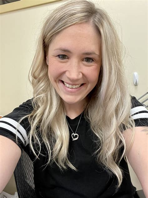 TW Pornstars - 2 pic. SubGirl0831. Twitter. It’s jeans day at work