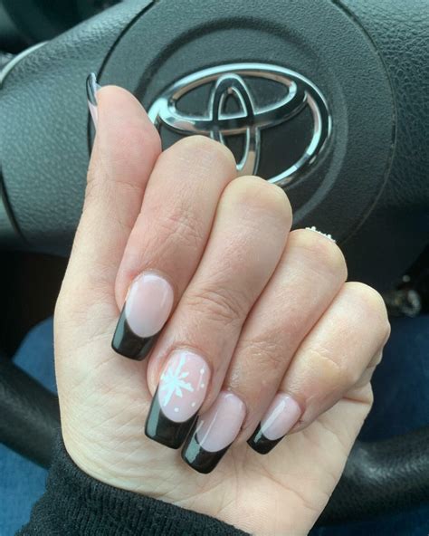 Nails with Black Tips: 35+ Gorgeous Looks to Copy - Nail Designs Daily